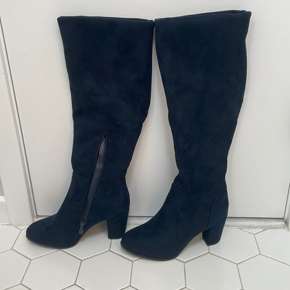 Dark Navy/Black Knee-Length Heel Boots - Picture 1 of 1
